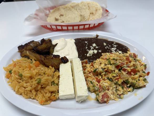 Eggs Mexican (Huevos a La Mexicana)