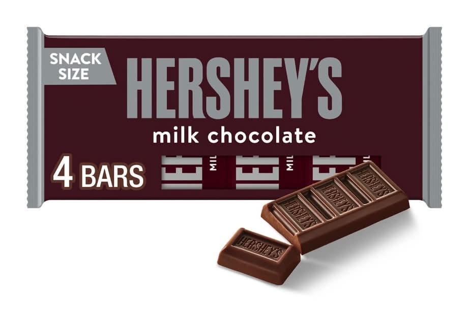 HERSHEY S Milk Chocolate Snack Size Candy, Individually Wrapped, 2.25 oz, Pack  5 ct