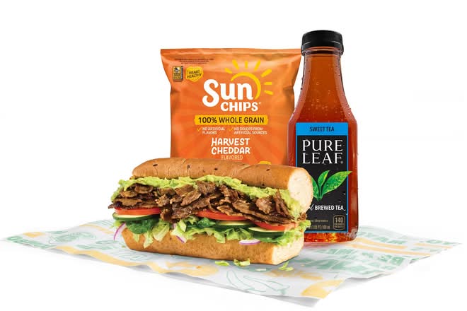 Seasoned Steak & Avocado Combo