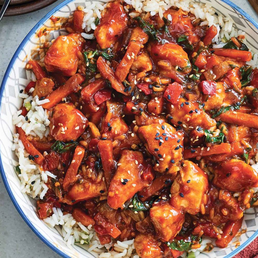 M&M Food Market · Spicy Sesame Chicken & Rice (907g)