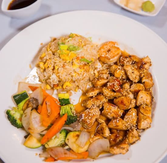 Hibachi Chicken (Miso Soup)