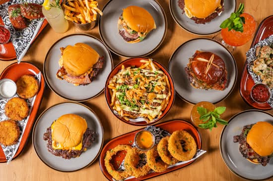 Stackz Smashburgers & Cocktails (Lebanon Rd.)