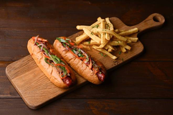 2 Hotdogs with Chips