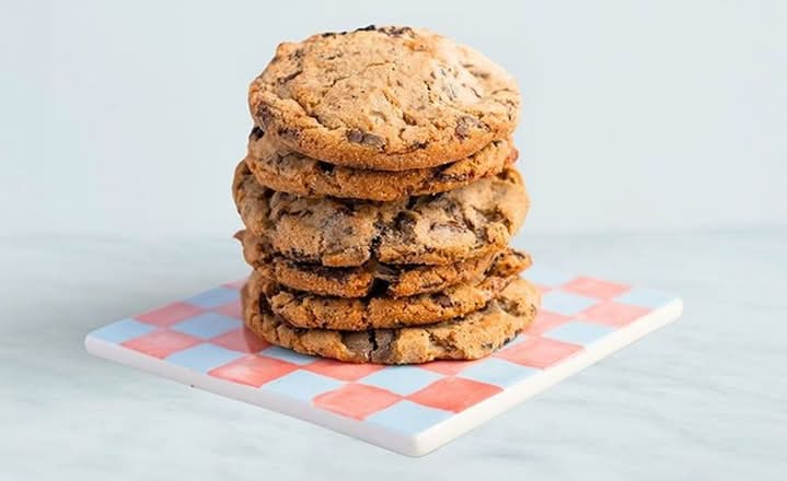 Chocolate Chip Cookie