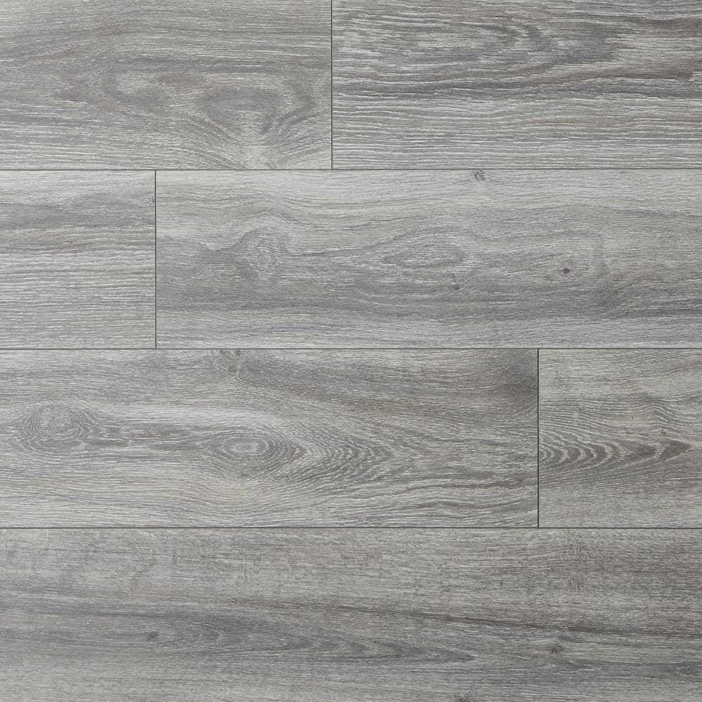 Trafficmaster Silverton Oak 8 Mm T X 7.5 In. W Water Resistant Laminate Wood Flooring (23.7 Sqft/Case)