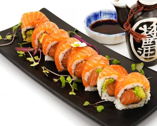 I LOVE SALMON ROLL