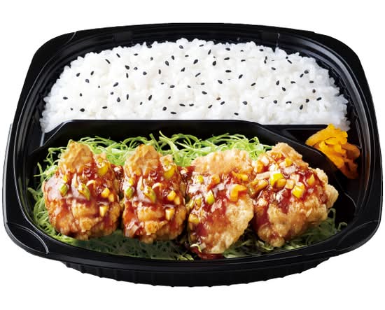 香味だれの油淋鶏弁当 Fragrant sauce You-lin-ji fried chicken lunch box