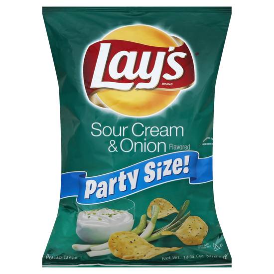 Lay's Sour Cream & Onion Chips Party Size (14.75 oz)