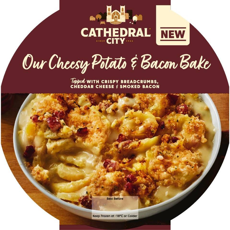 Cathedral City Our Cheesy Potato and Bacon Bake 500g