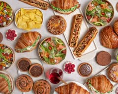 Yann Couvreur Café Wynwood 🦊