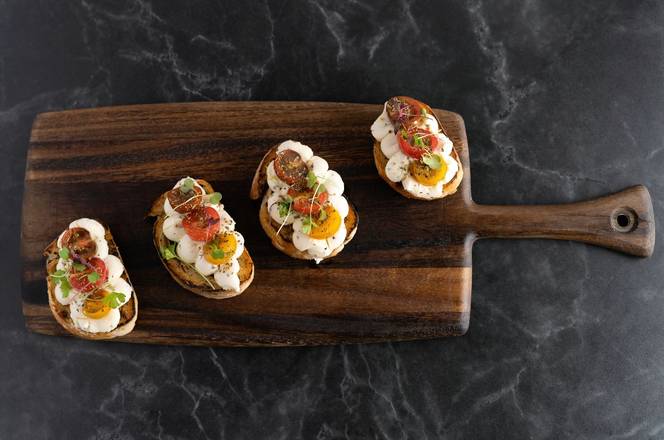 Heirloom Bruschetta