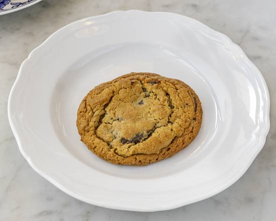 Chocolate chip cookie