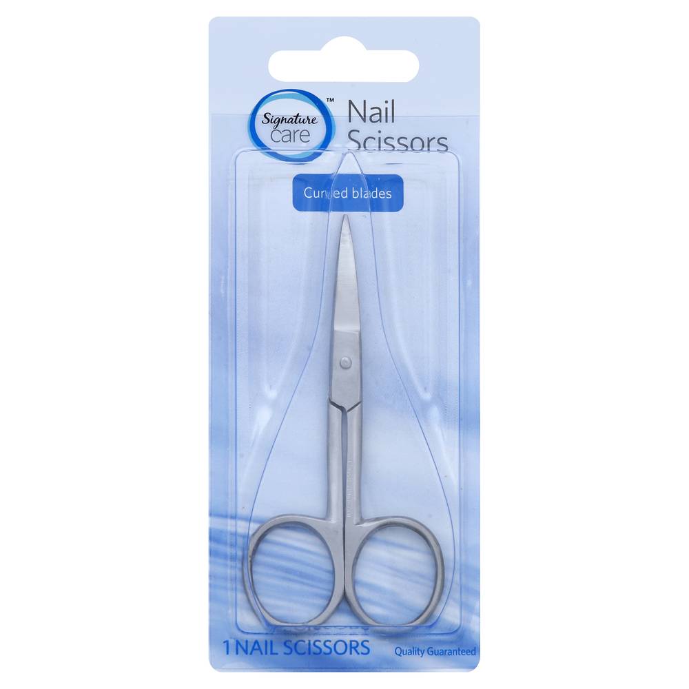 Signature Nail Scissors (0.2 oz)