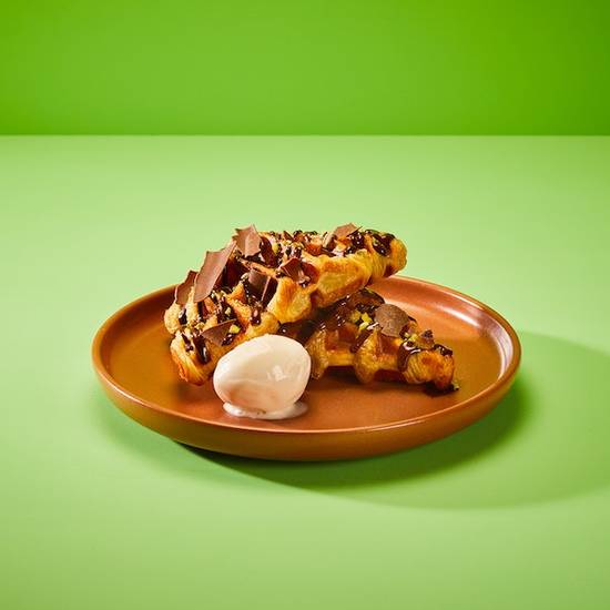 Dark Choc & Pistachio Croffle