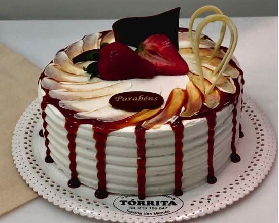 Bolo de Chantilly e Ananás