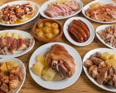 Mesón La Esquinita (Comida Típica Gallega)