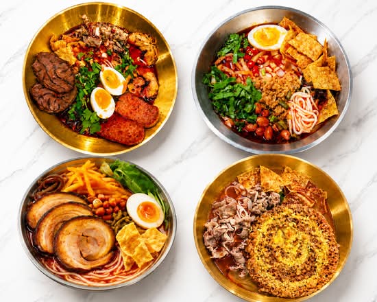 Silk Noodle Bar (13 Mott Street)