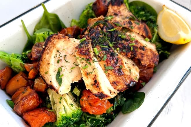 Chicken & Veggie Macro Bowl