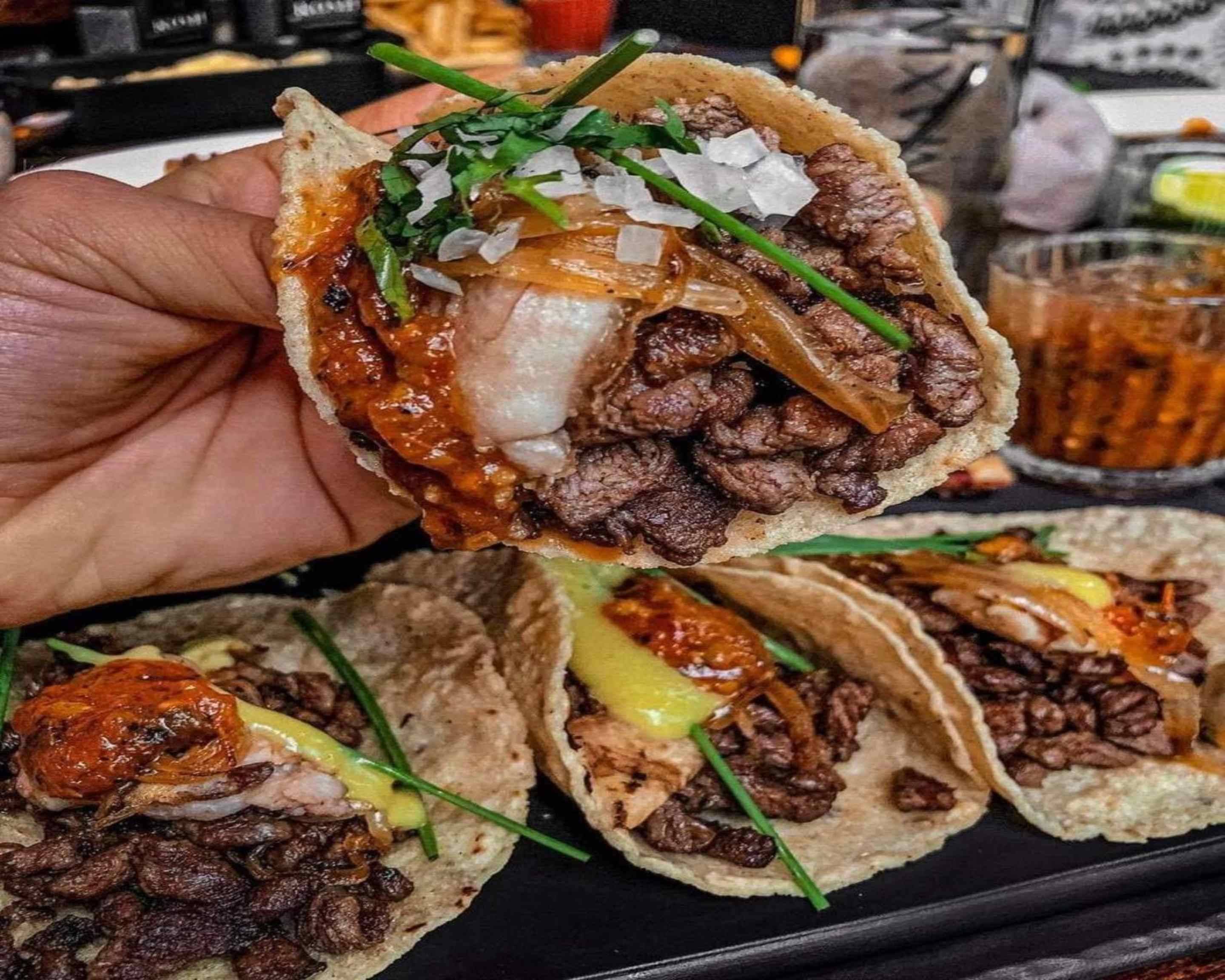 Matones Menu Burritos Matones Menú a Domicilio【Menú y Precios】Cancún | Uber Eats
