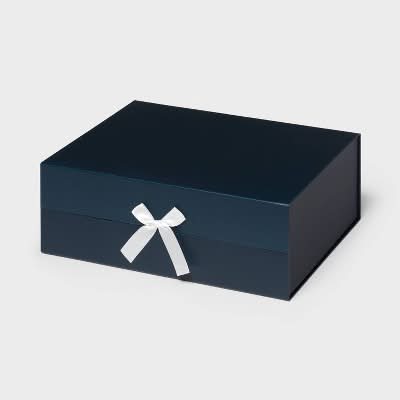 Spritz Gift Box With Bow, Navy