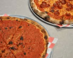 Ozzy's Apizza (Topanga Mall)