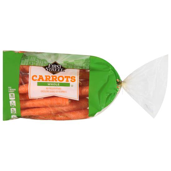 First Street Whole Carrots (32 oz)