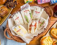 焼きたてパンの店ポエシー Yakitatepan Poeshi