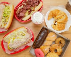 B B Donuts (528 S BEACH BLVD)