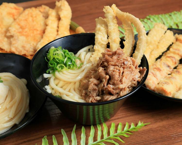 うどんページ✨ Unlimited time] All-you-can-eat udon for 880 yen! Eating to the