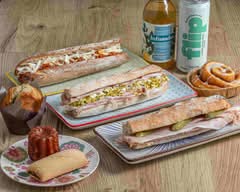 Le 21 Food & Beverage