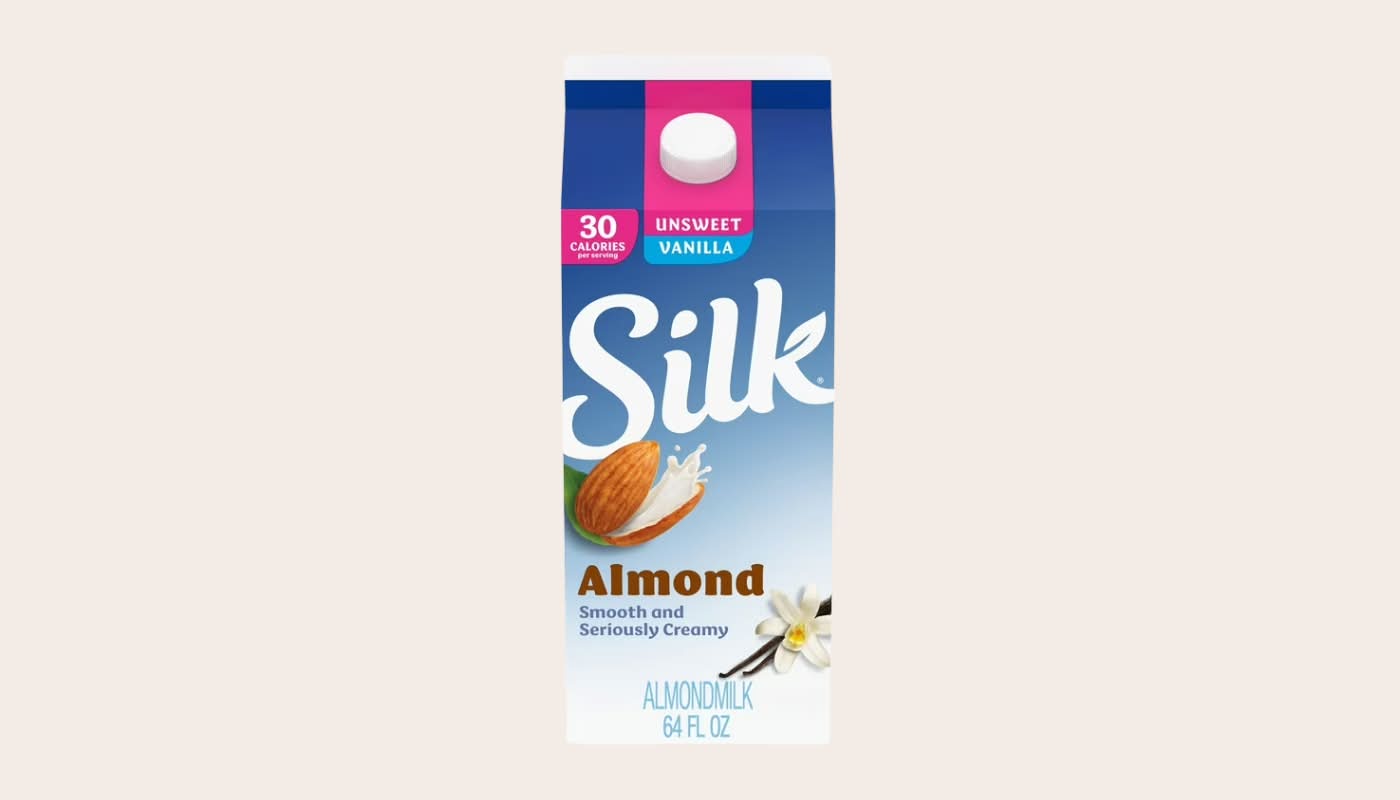 Silk Vanilla Unsweetened Almond Milk 64oz