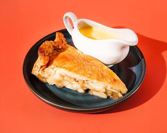 Apple & Cinnamon Pie