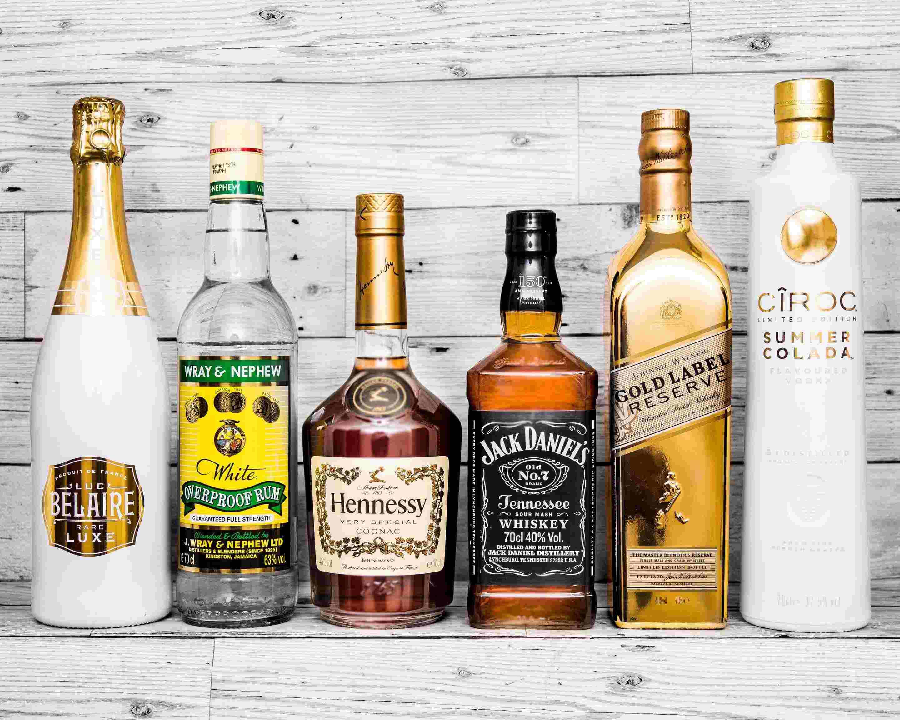 Au Vodka Red Cherry (70cl) Champagne One