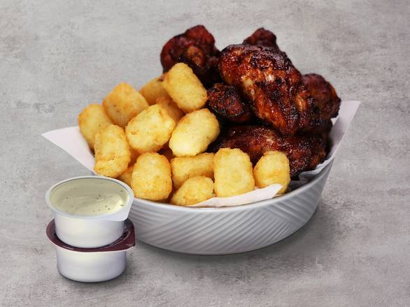 BBQ Chicken Wings & Potato Tots Combo