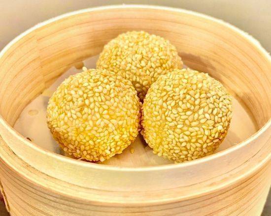 黒胡麻団子