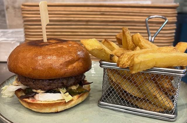 MENU CHEVRE BURGER STEAK