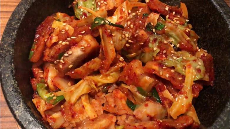 SPICY SEAFOOD HOT STONE BIBIMBOP