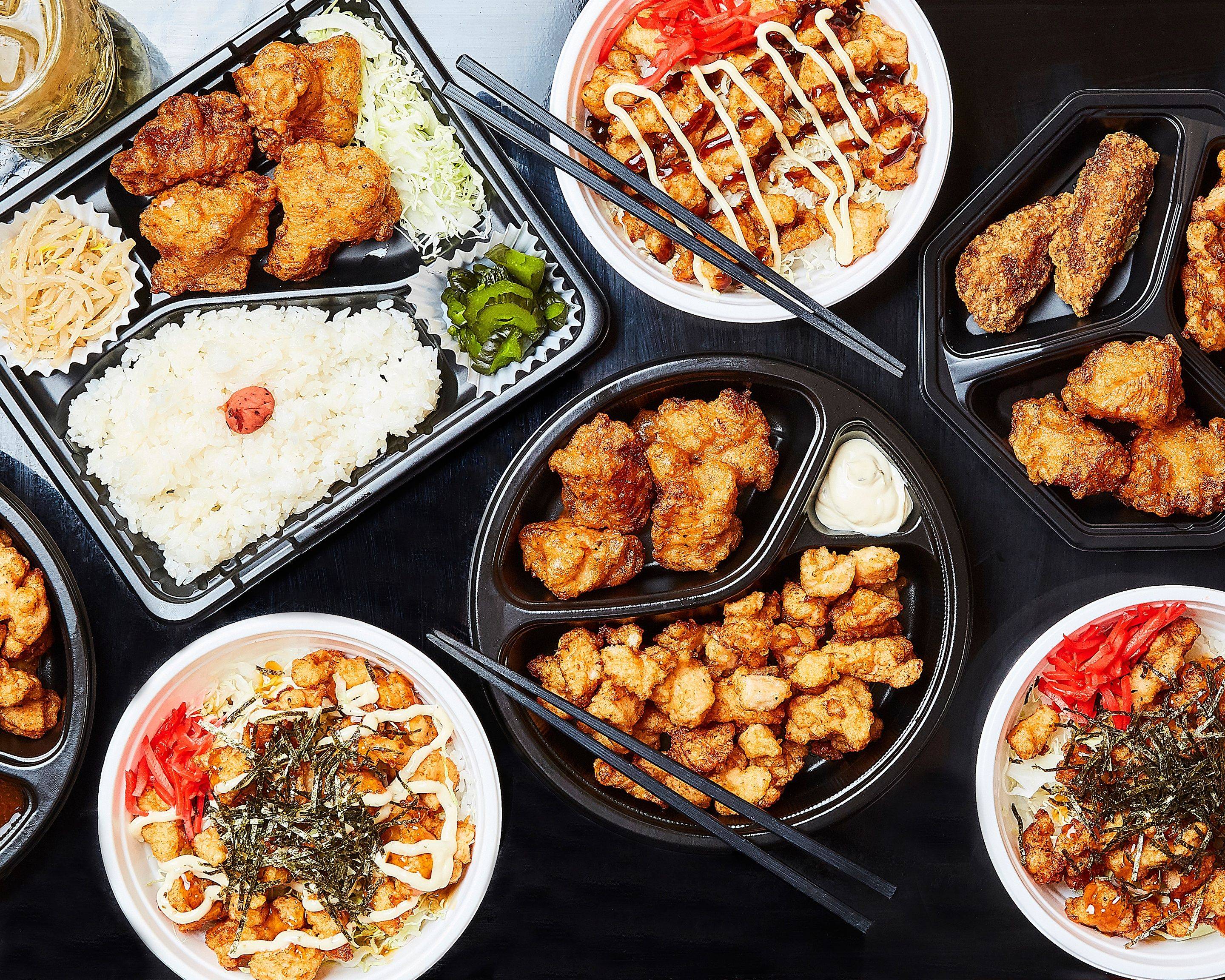 から揚げ本舗 からころ村 Fried chicken Caracoromuraのデリバリー 