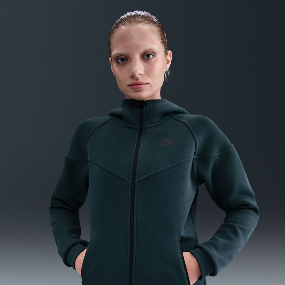 nike sportswear tech fleece xs