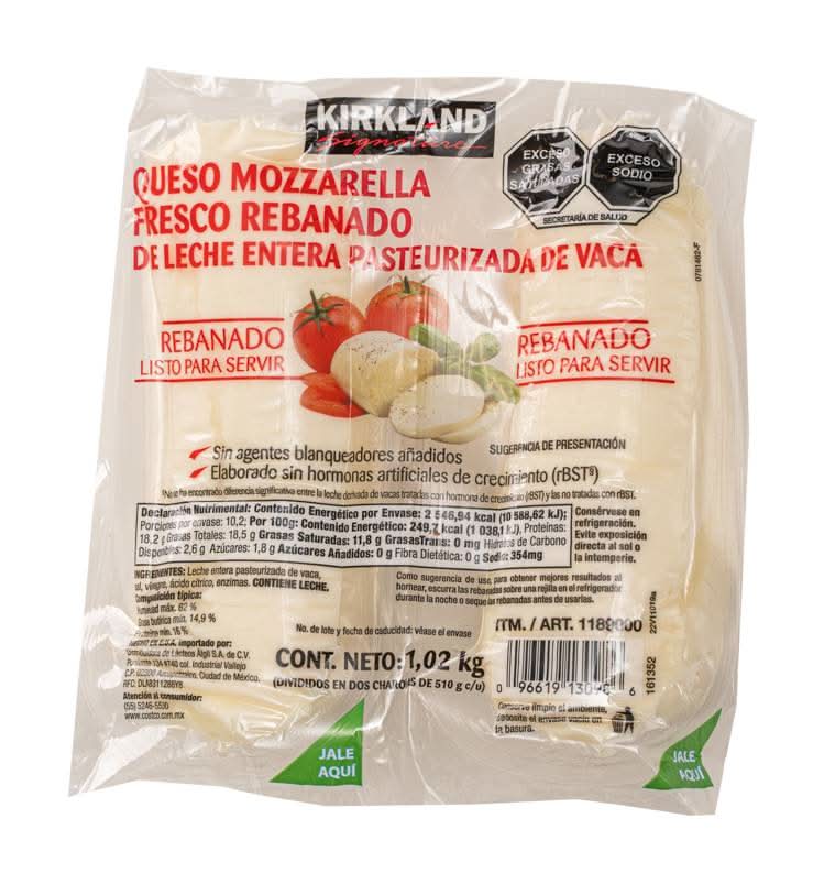 Kirkland Signature · Queso mozzarella fresco rebanado (1,02 kg)