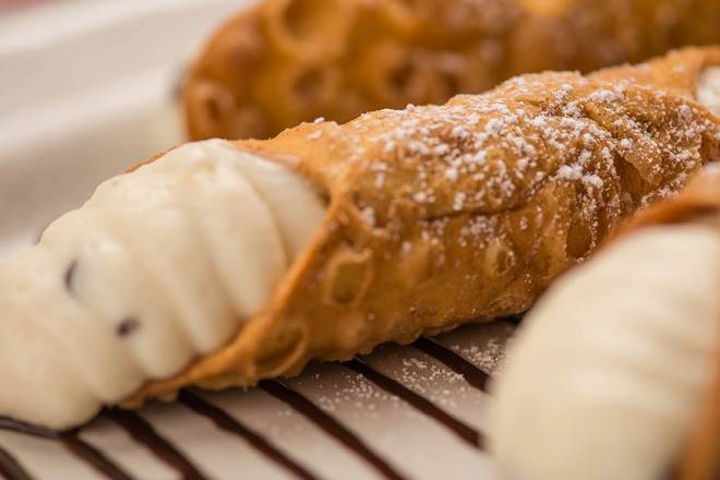 Chocolate Chip Cannoli