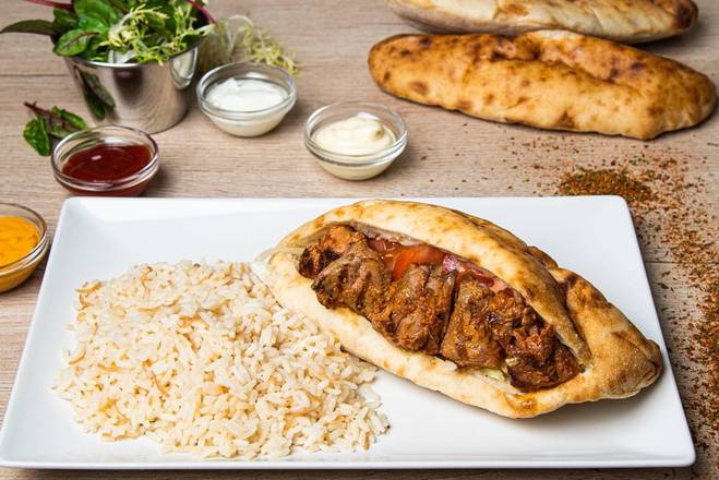 Sandwich brochette d'agneau