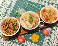 タイレストラン ラジャプルッ�ク　Thai Restaurant RAJAPURUKKU