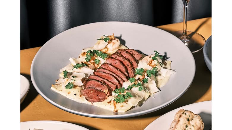 Steak & Ravioli Bianco