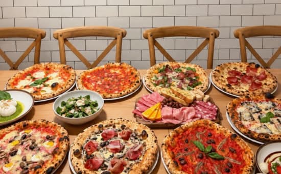 La Pizzeria