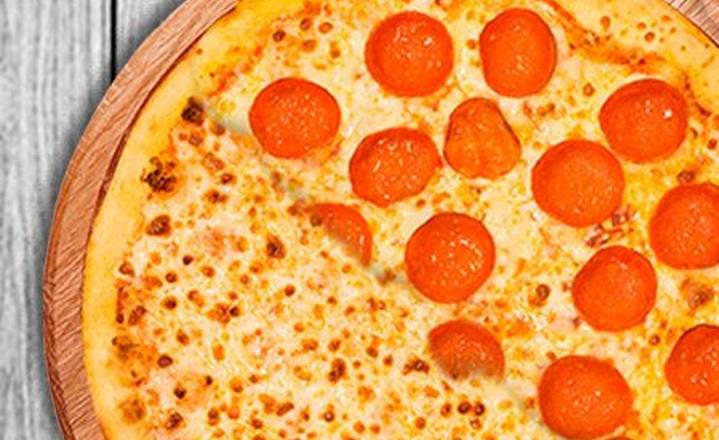 Pizza Mitad Pepperoni y Doble Queso