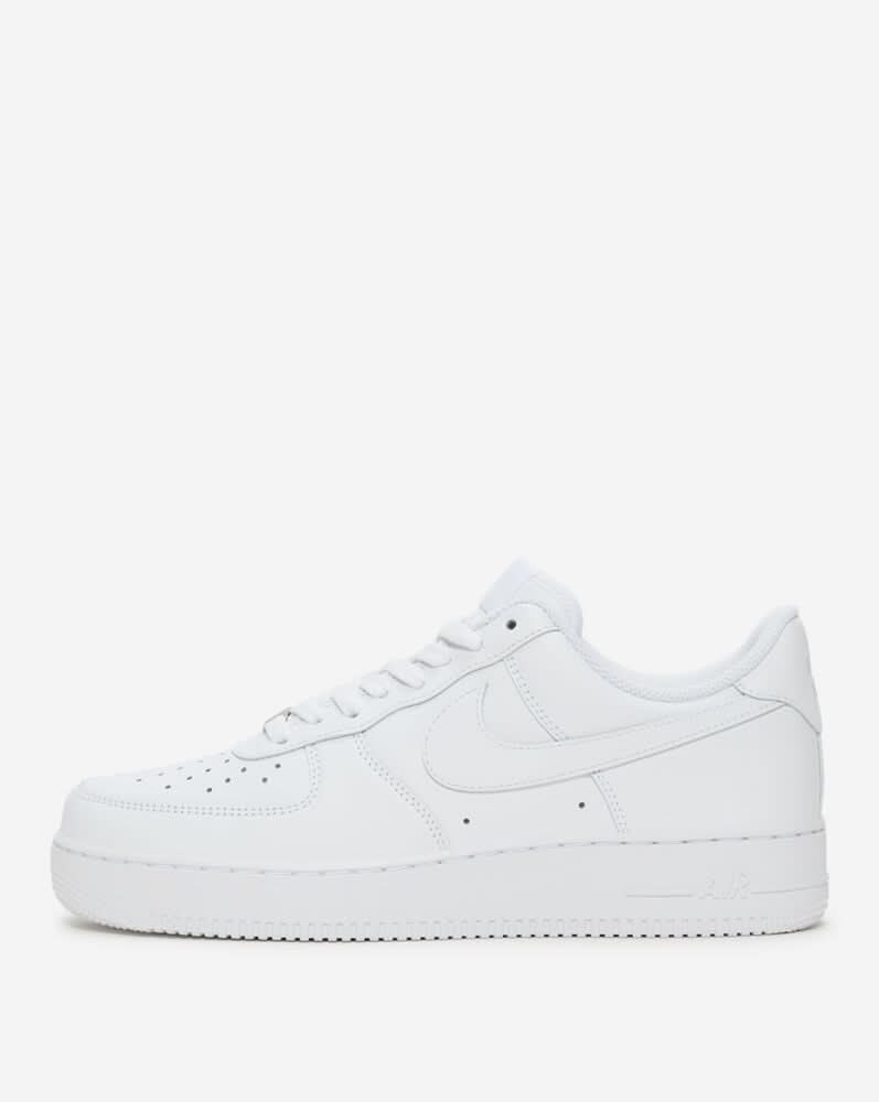 Nike Air Force 1 Low '07 (White - 9.5)