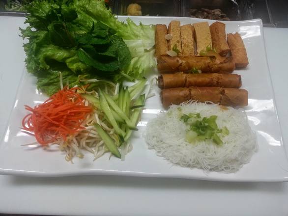 400. Roll Up with Tofu, Vegetarian Spring Rolls (3pcs), and Thin Vermicelli