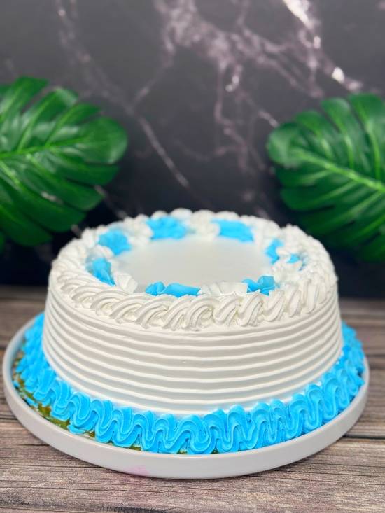 Blue Vainilla Cake ( 15 People)