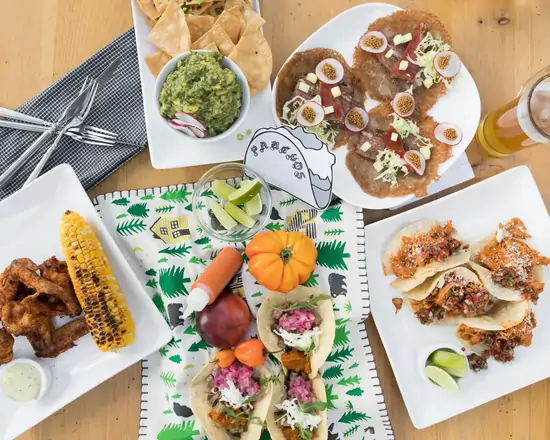Tu Casa Pizzeria & Mexican Grill (235 w Butler Ave)